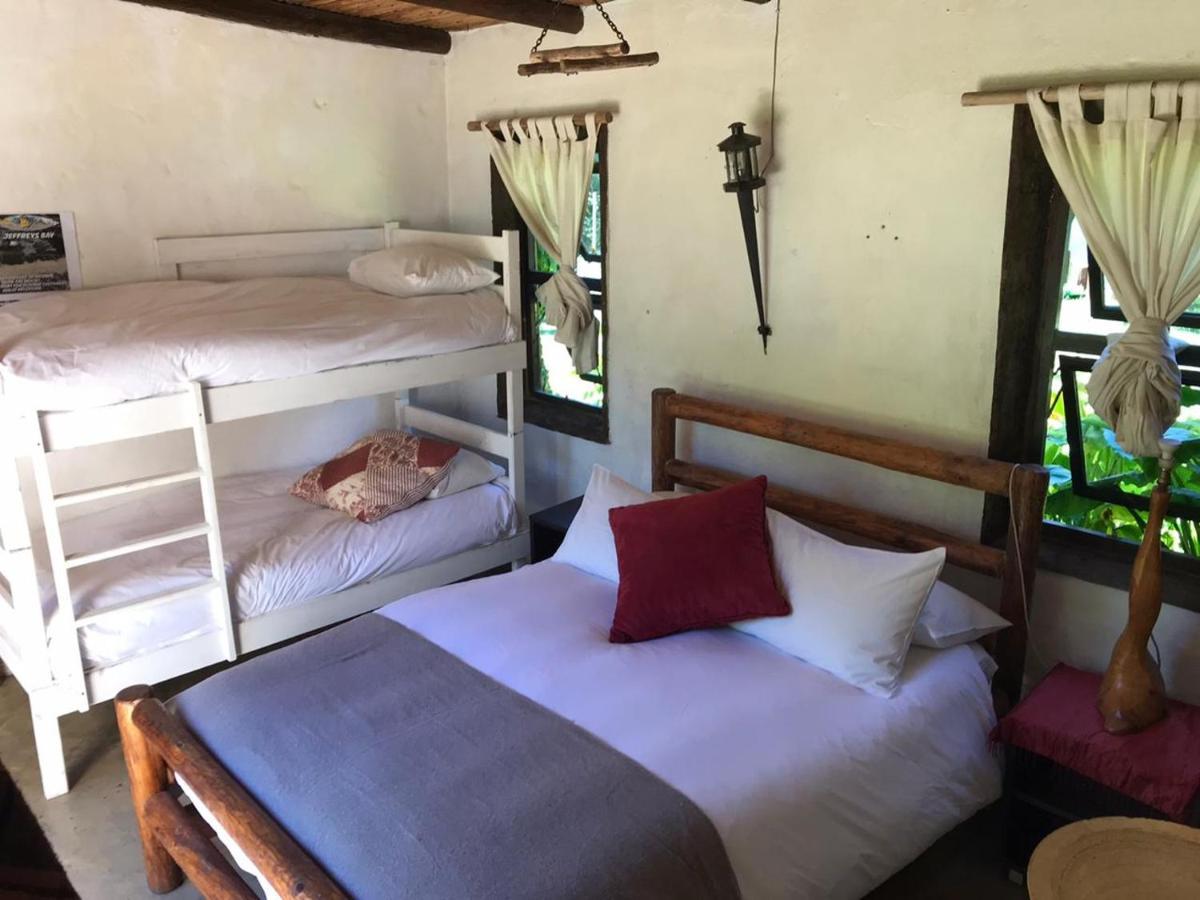 Dijembe Backpackers Lodge สตอร์มริเวอร์ ภายนอก รูปภาพ