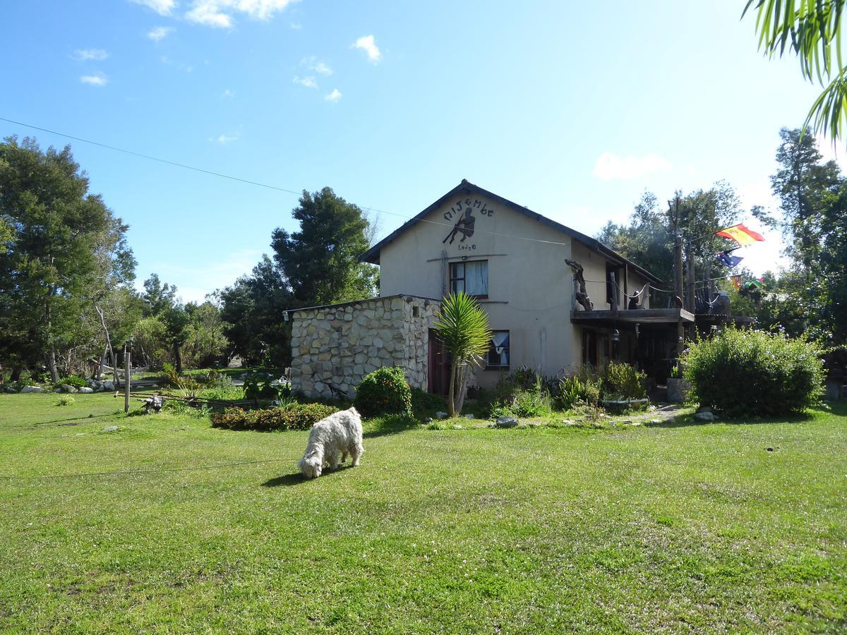 Dijembe Backpackers Lodge สตอร์มริเวอร์ ภายนอก รูปภาพ