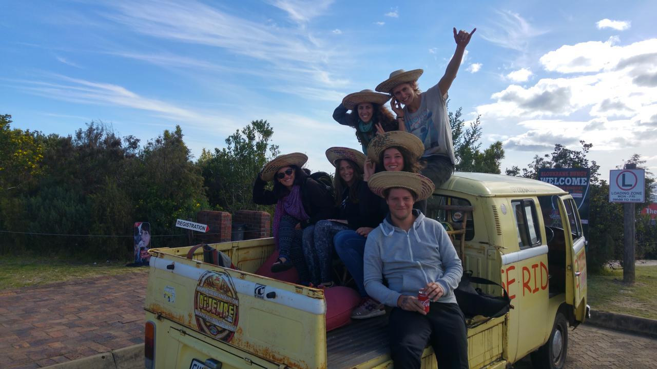 Dijembe Backpackers Lodge สตอร์มริเวอร์ ภายนอก รูปภาพ